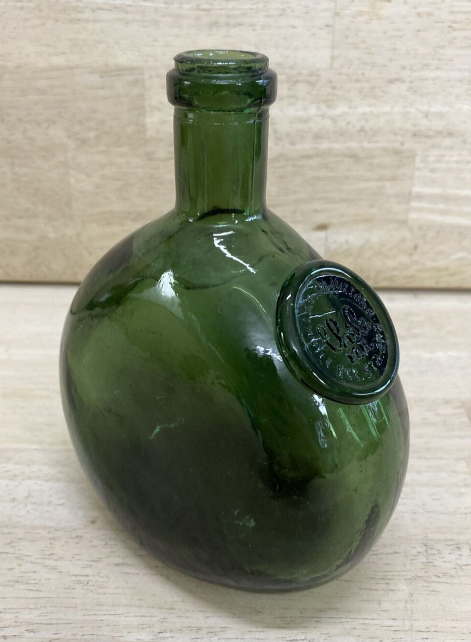 Vintage Embossed M.R. Franciso Undurraga Santa Ana Chile Green Wine Bottle Glass