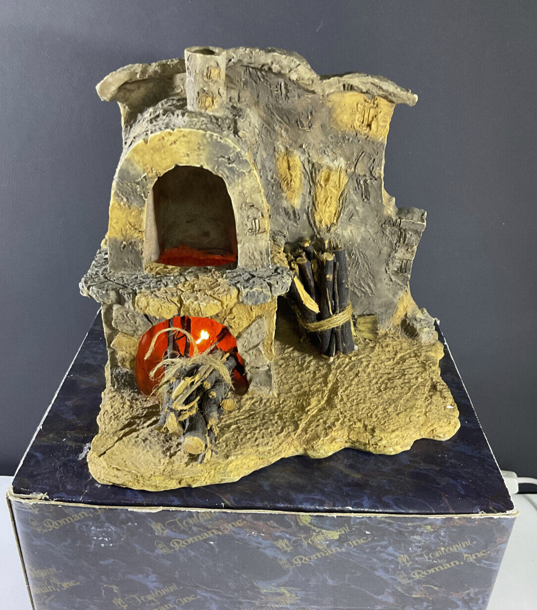 Fontanini Italy Lighted Fireplace Nativity Village 5\