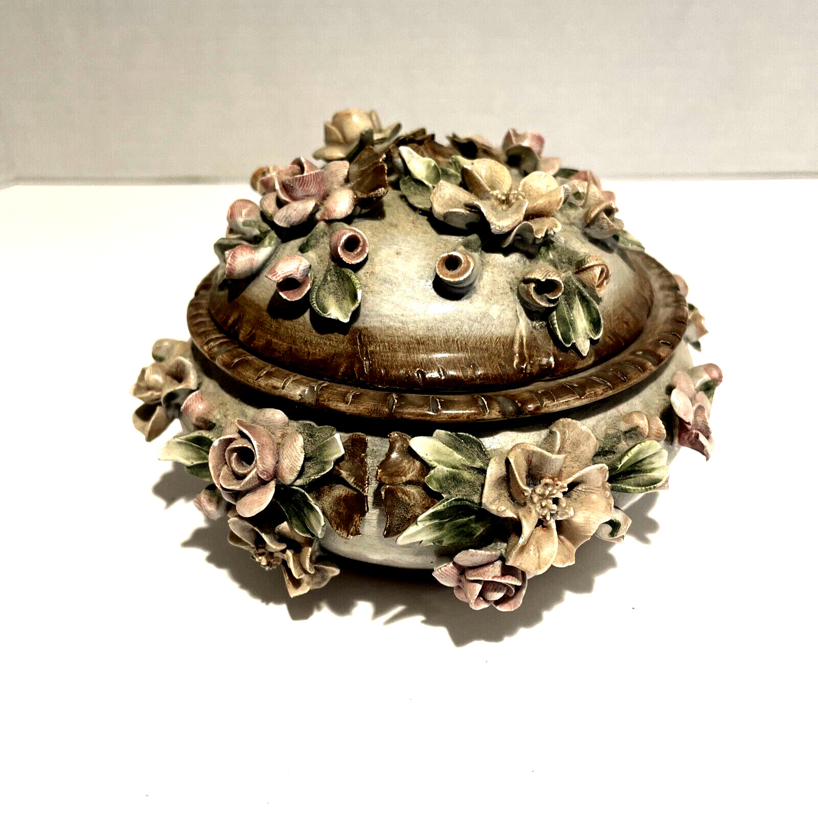 VTG Visconti Mollica Capodimonte Trinket Dish Porcelain Sculpted Flowers Italy