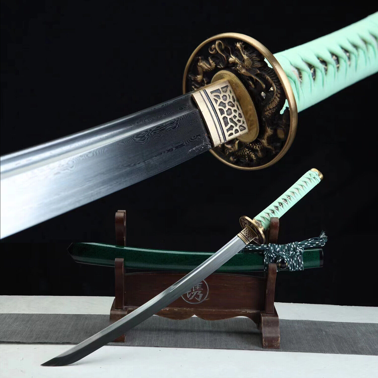 Unokubi Zukuri 30\'\' Green Wakizashi Folded Damascus Steel Japanese Samurai Sword
