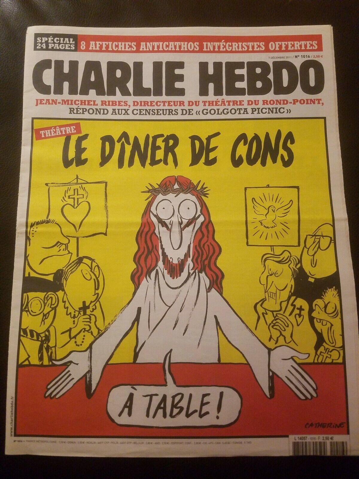 CHARLIE HEBDO No 1016 Original French Magazine Dinner of Cons VERY RARE ISSUE