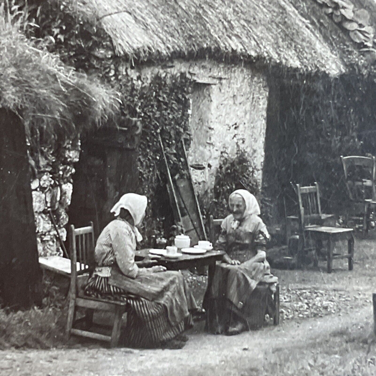 Antique 1910s Scottish Women Have Tea Scotland Stereoview Photo Card P3648