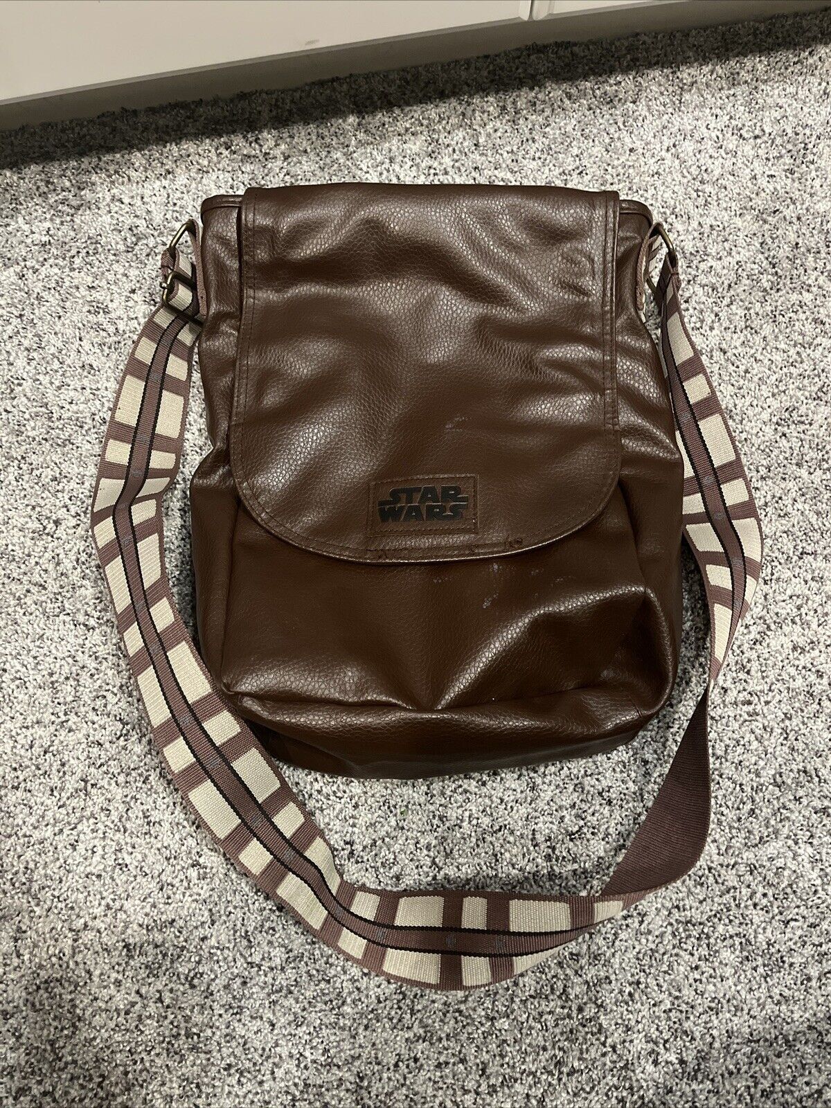 Star Wars Chewbacca Brown Leather Messenger Bag Satchel Purse DISNEY A Bit Old