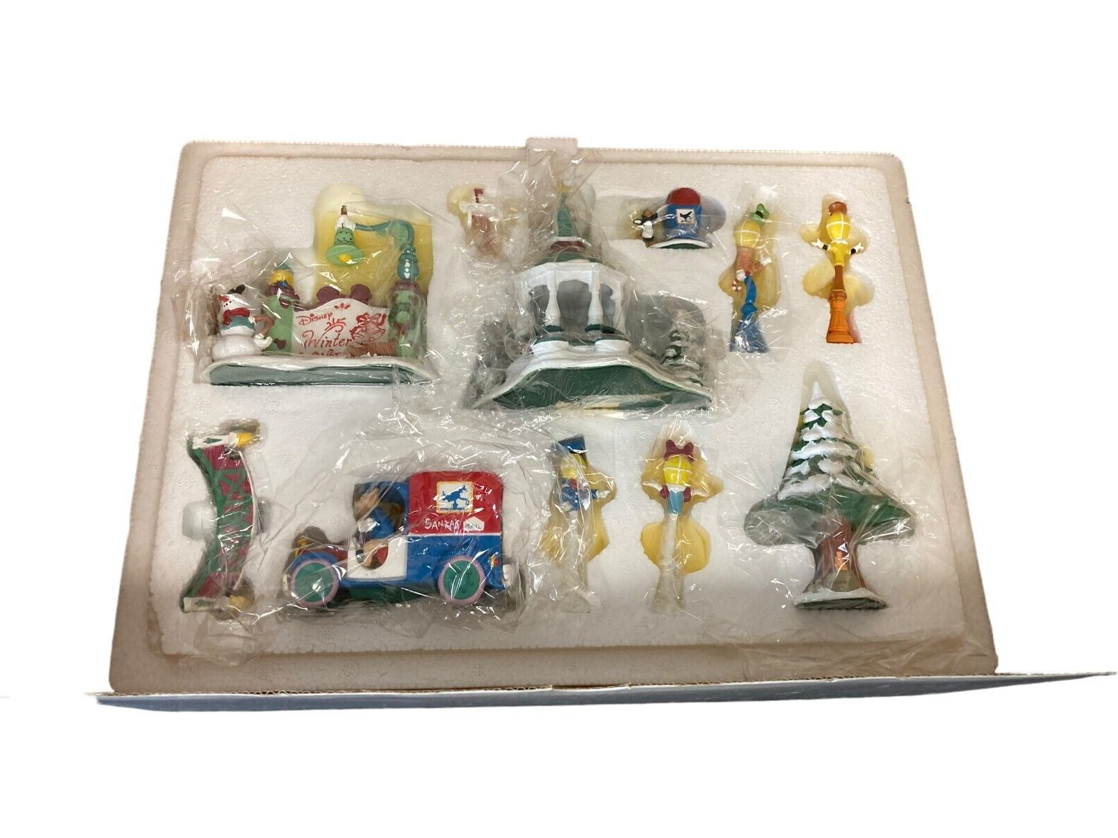 Disney Danbury Mint Winter Wonderland Accessories Set Gazebo Santa's Mail in Box