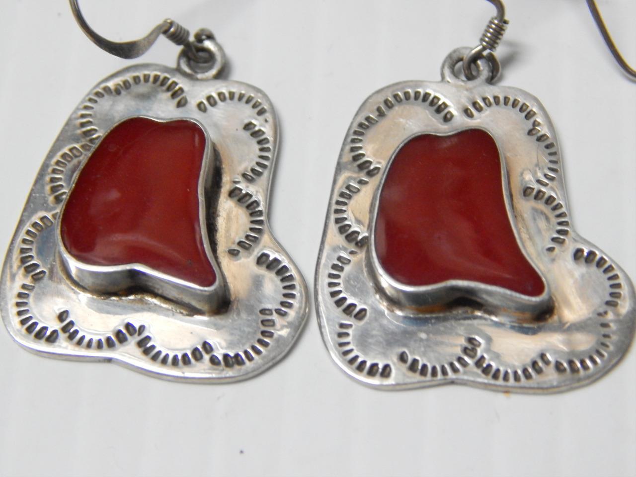 VINTAGE HARVEY STYLE TAXCO SOUTHWESTERN / MEXICAN CORAL STERLING SILVER EARRINGS