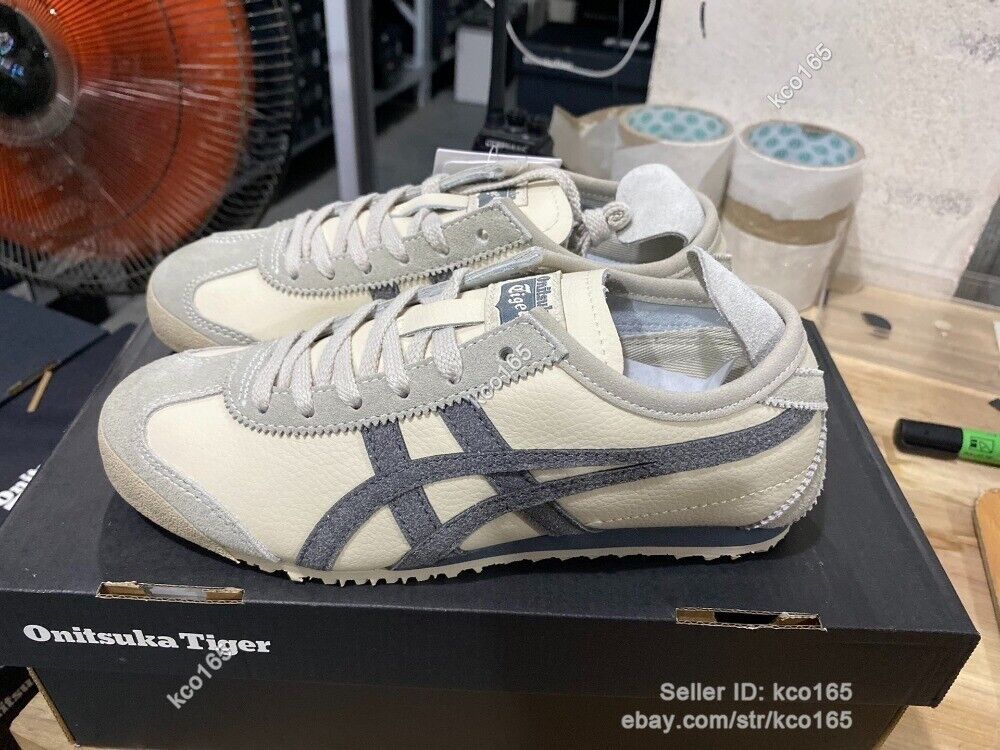 Onitsuka Tiger Mexico 66 Sneakers - Unisex Birch/Carbon Shoes for Retro Lovers