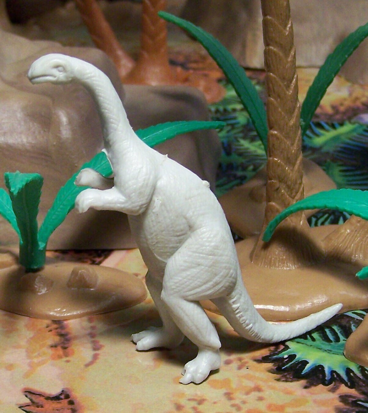 Marx 1971 Type I Plateosaurus Dinosaur Waxy Light Gray