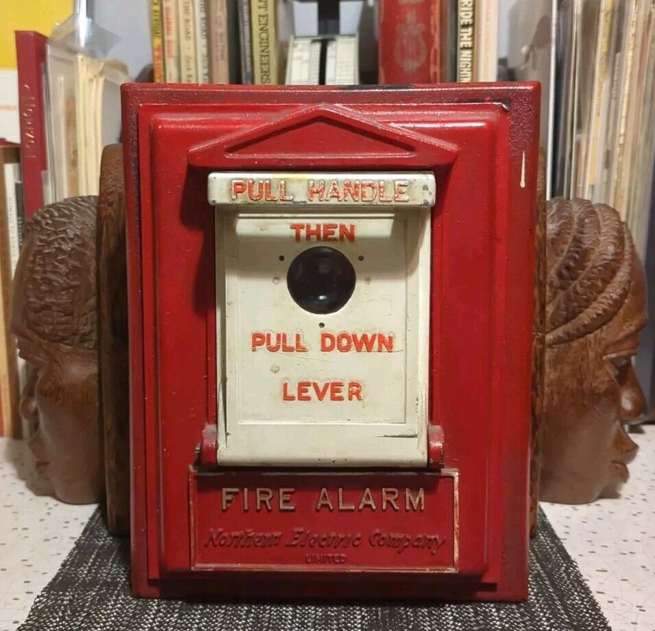 Northern Electric Fire Alarm Call Box Pull Station Alarm Manitoba Canada Vintage