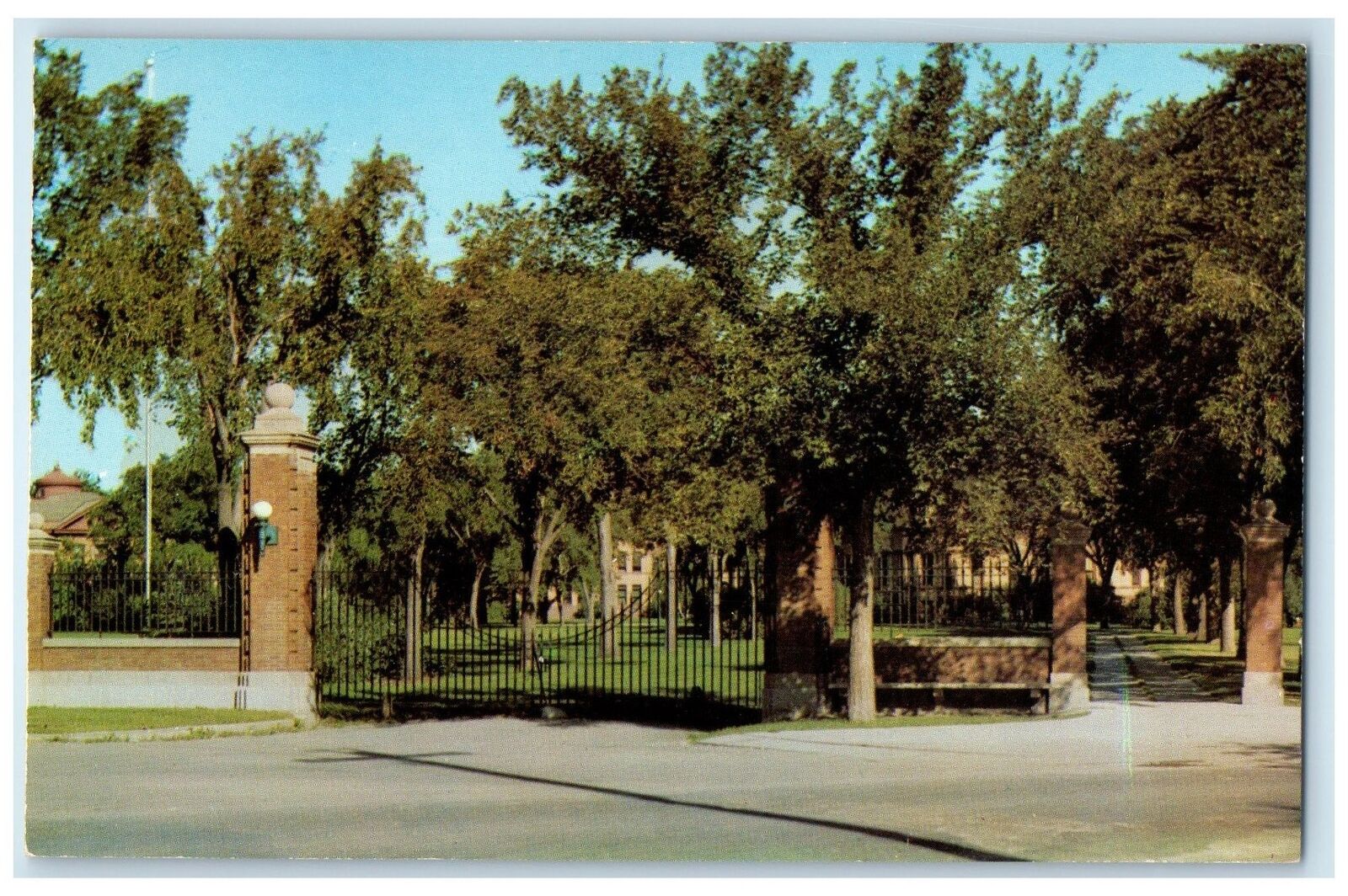 c1950's East Entrance Nothd Dakota State College Fargo North Dakota ND Postcard