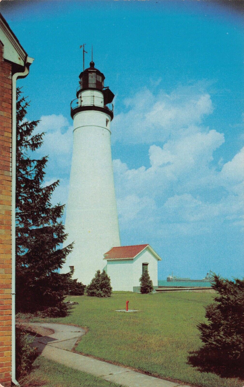 Port Huron Michigan Lighthouse Fort Gratiot Icon Tourist Site Vtg Postcard CP375