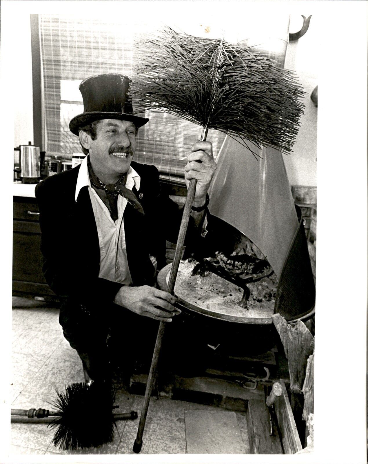 LAE2 Original Garry Watson Photo CHIMNEY SWEEP COMPANY STOVEPIPE HAT WIRE BRUSH
