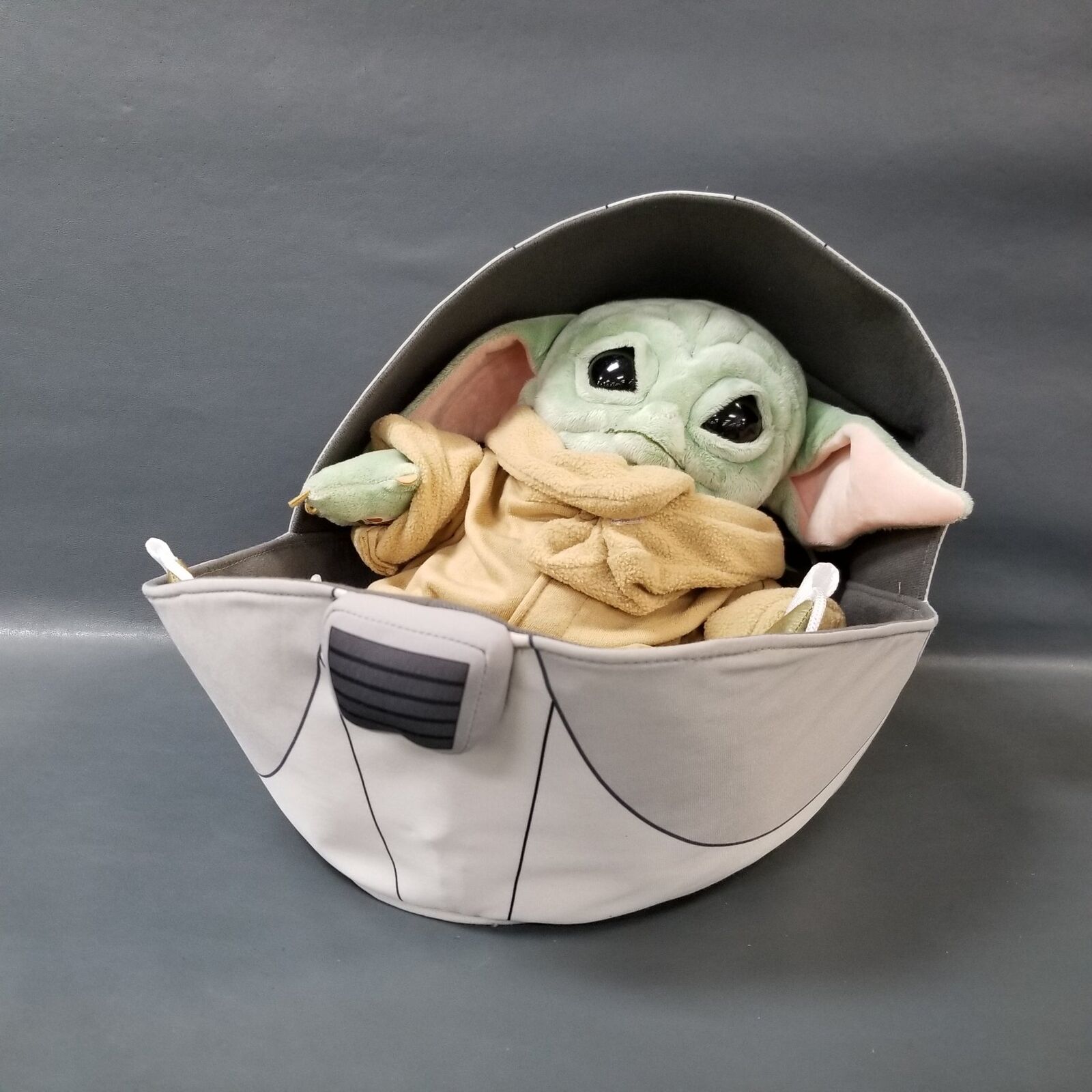 Build-A-Bear The Child Grogu Star Wars Mandalorian Baby Yoda + Pram