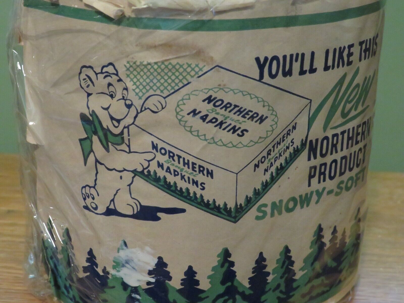 vintage unused roll of Northern Tissue 1960\'s  with bear forest tree RARE