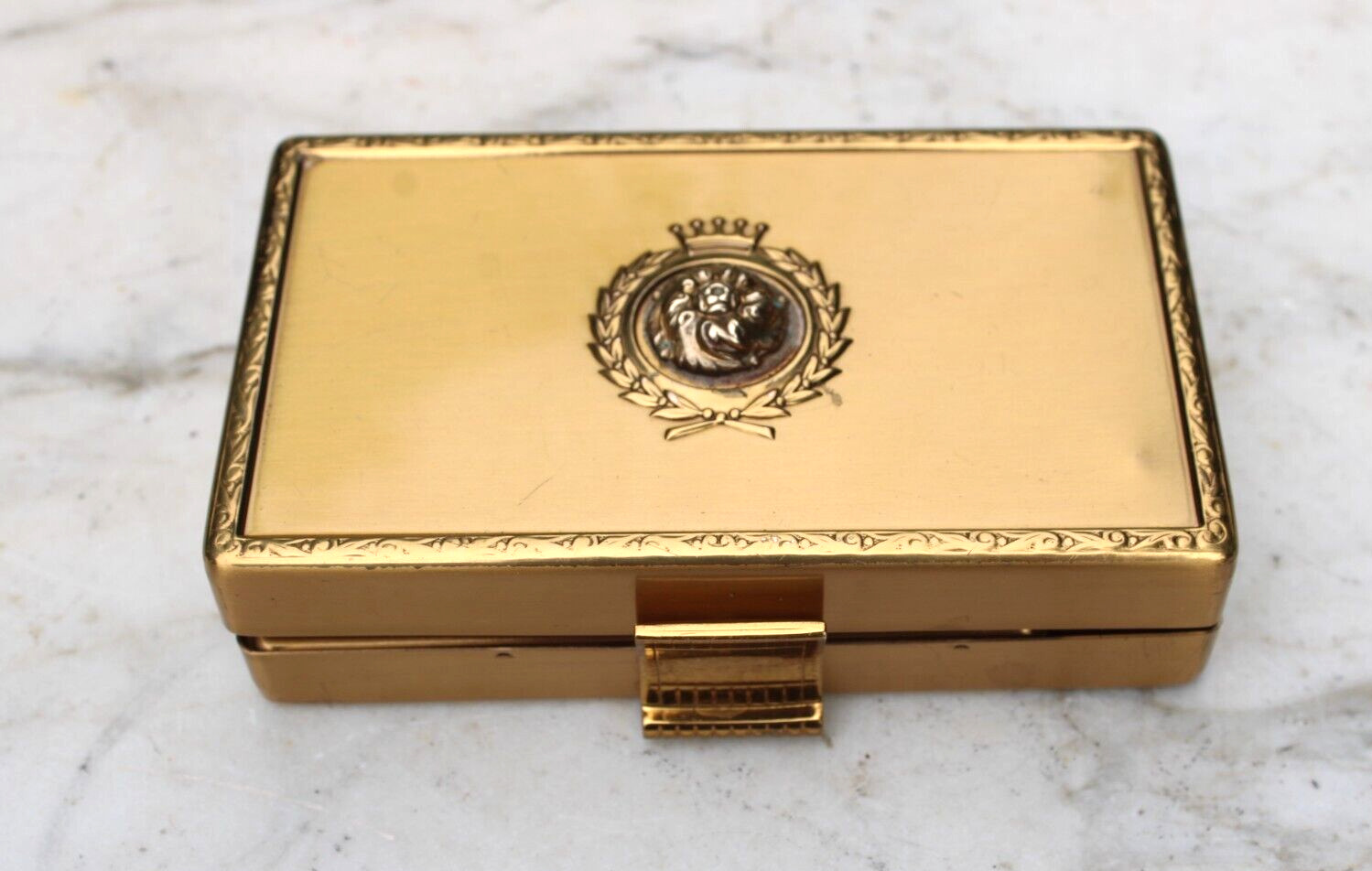 Vintage Elgin American Beauty Multi Compartment Compact Gold Tone Collectible