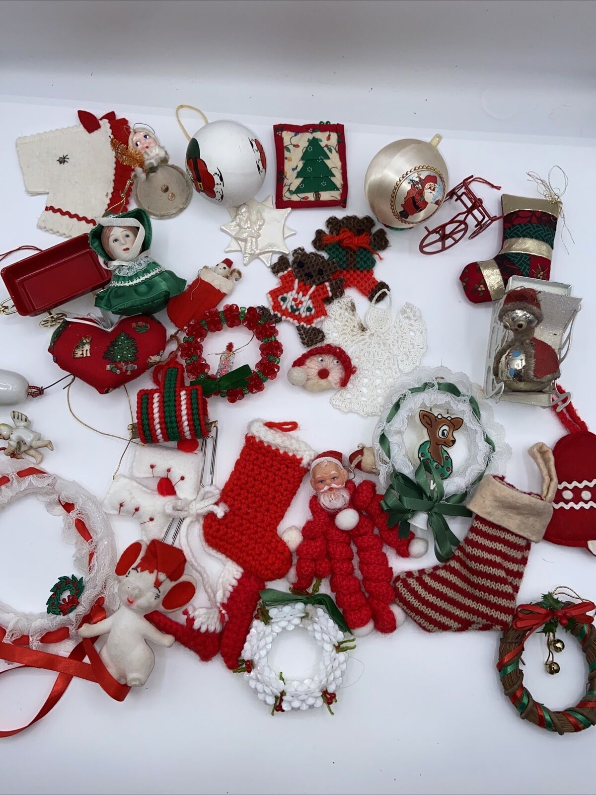 Vintage Kitschy Christmas Mixed Lot Decor Ornaments Metal Felt Mice Stocking C16