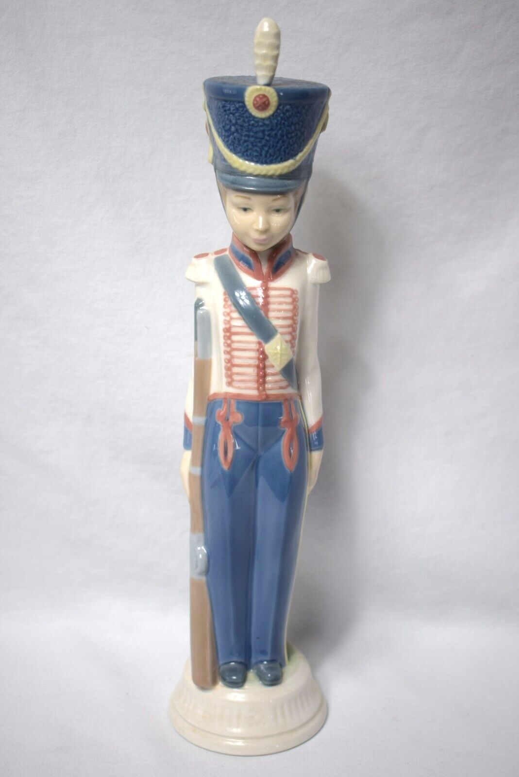 Vintage 1986 Lladro Cadet Soldier With Rifle #1164 Retired  No Box EUC