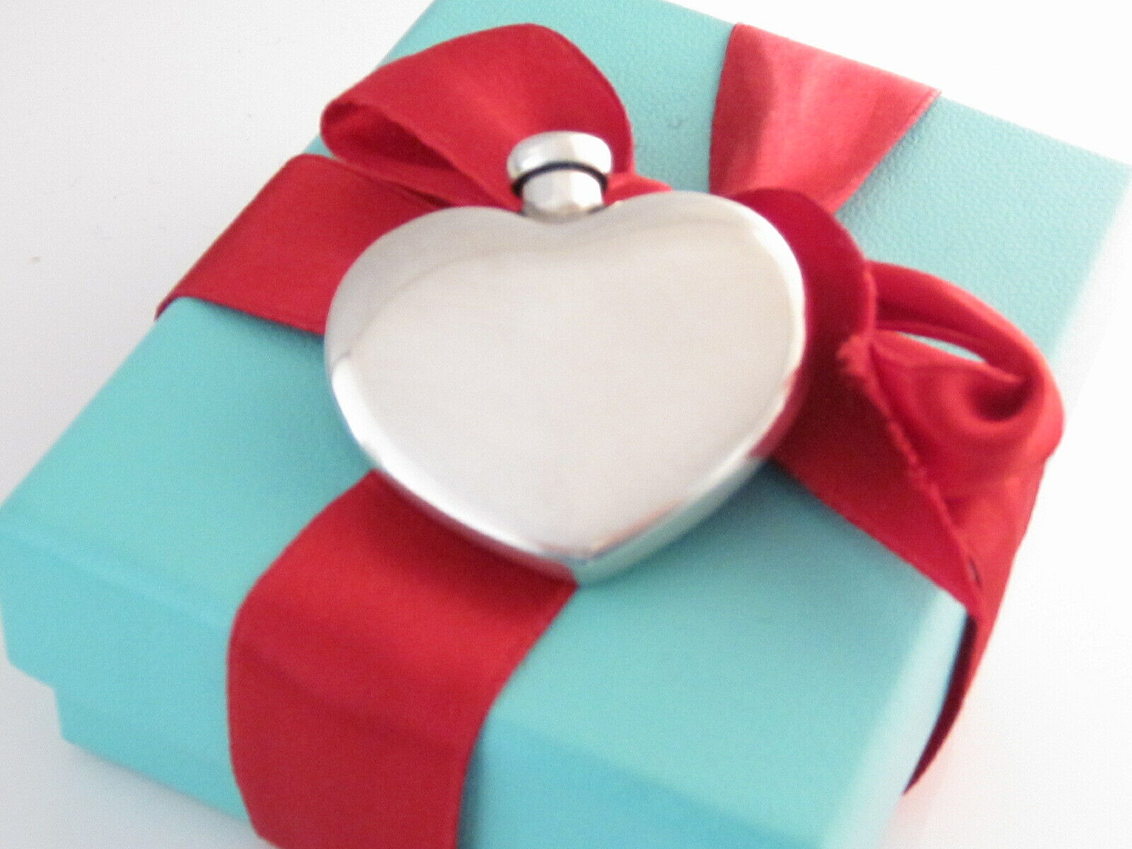 Tiffany & Co Silver Heart Purse Perfume Bottle Case