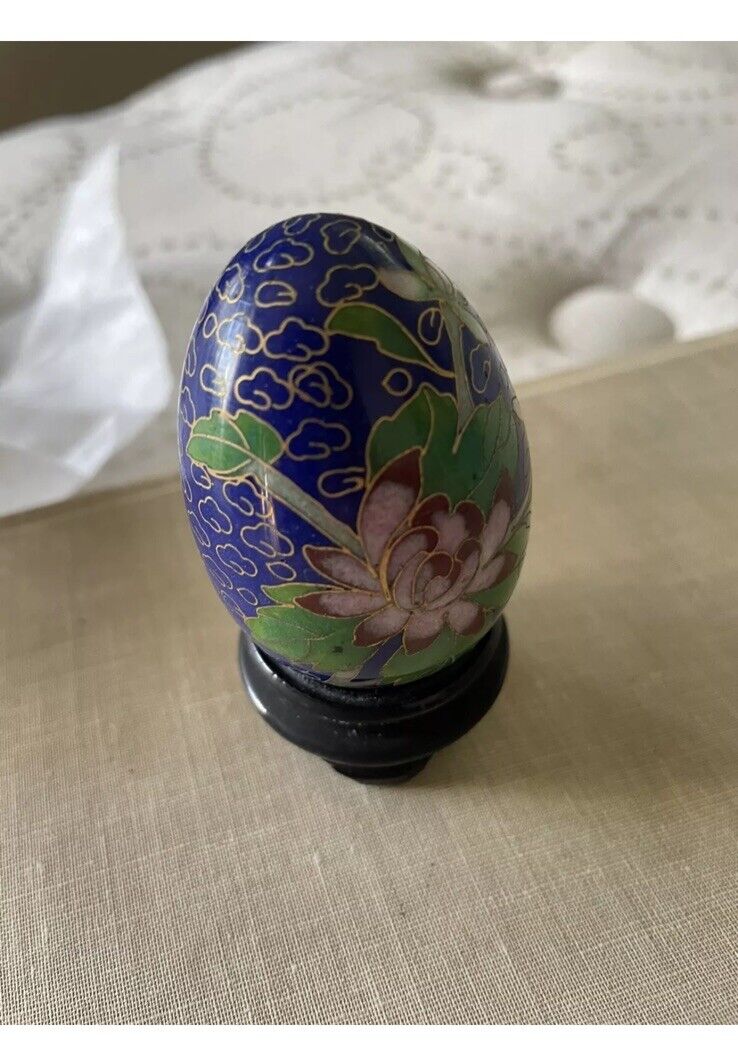 Vintage Chinese Cloisonné Enamel Decorative Egg