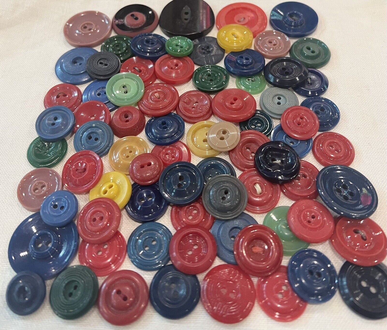 Vintage Old Colorful Celluloids Plastics 81 Buttons Lot Mixed Variety Sets