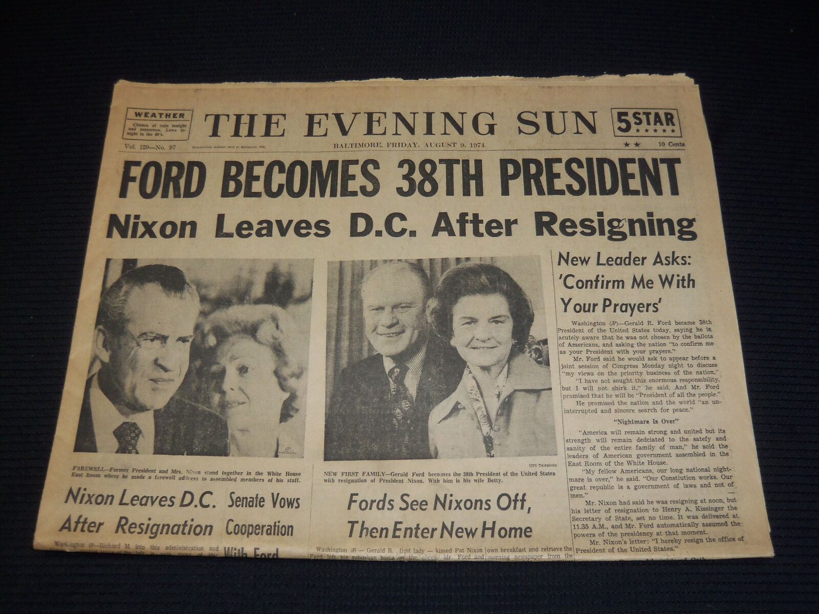 1974 AUGUST 9 THE EVENING SUN - FORD BECOMES 38TH PRESIDENT - NIXON - NP 1847S