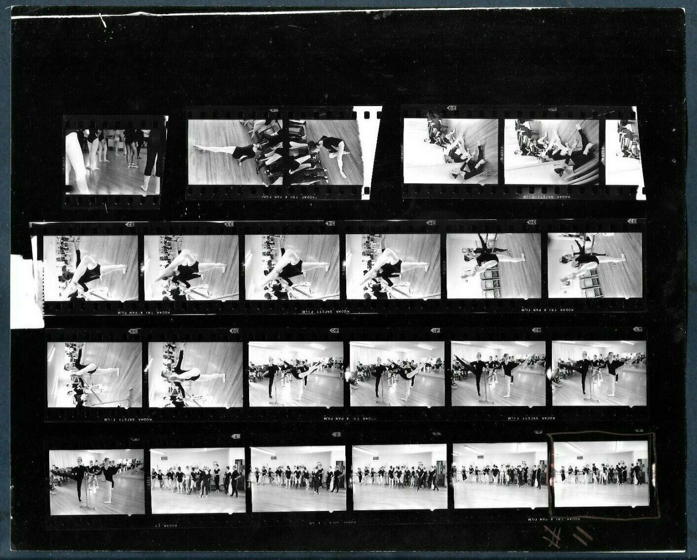 EXCLUSIVE MIAMI BALLET SEQUENCE SHOTS ALBERT COYA MIAMI 1967 VINTAGE Photo Y 202