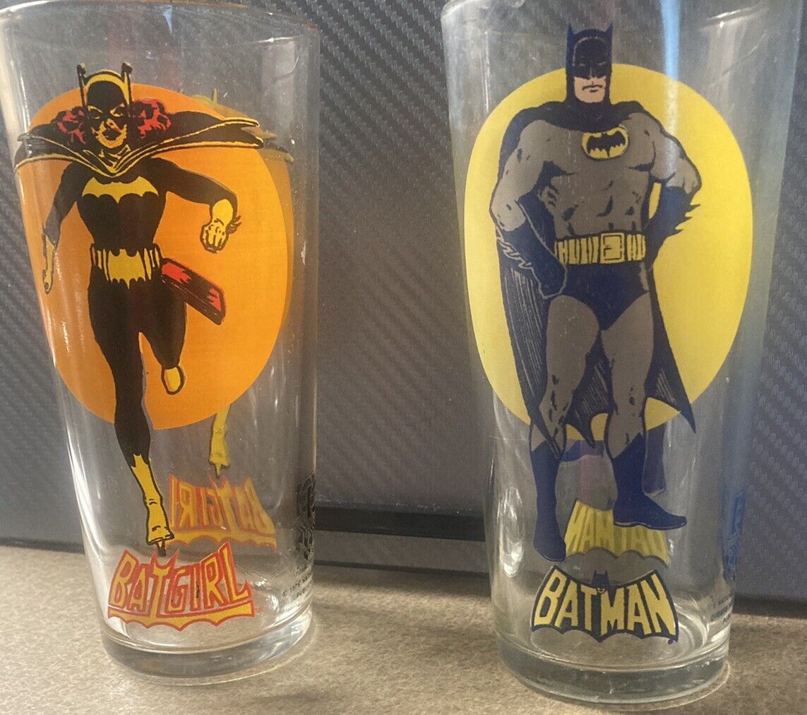 Batman and Batgirl Glasses Nice Glossy Colors 
