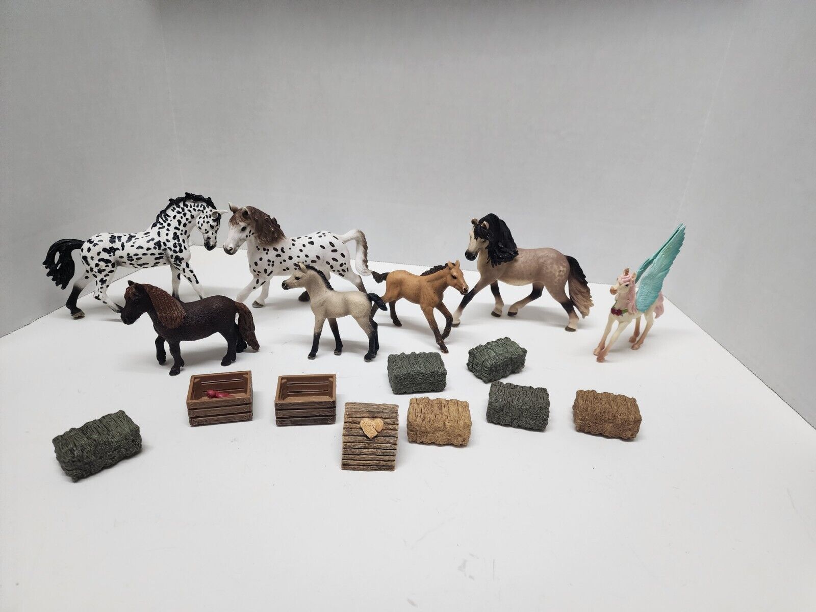 Large Schleich Horse Lot  Foals Mares Accessories 