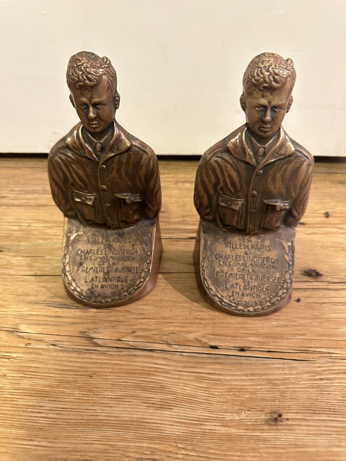 Nice Electric Manufacturing Charles Lindbergh Bookend Pair French Text Buffalo