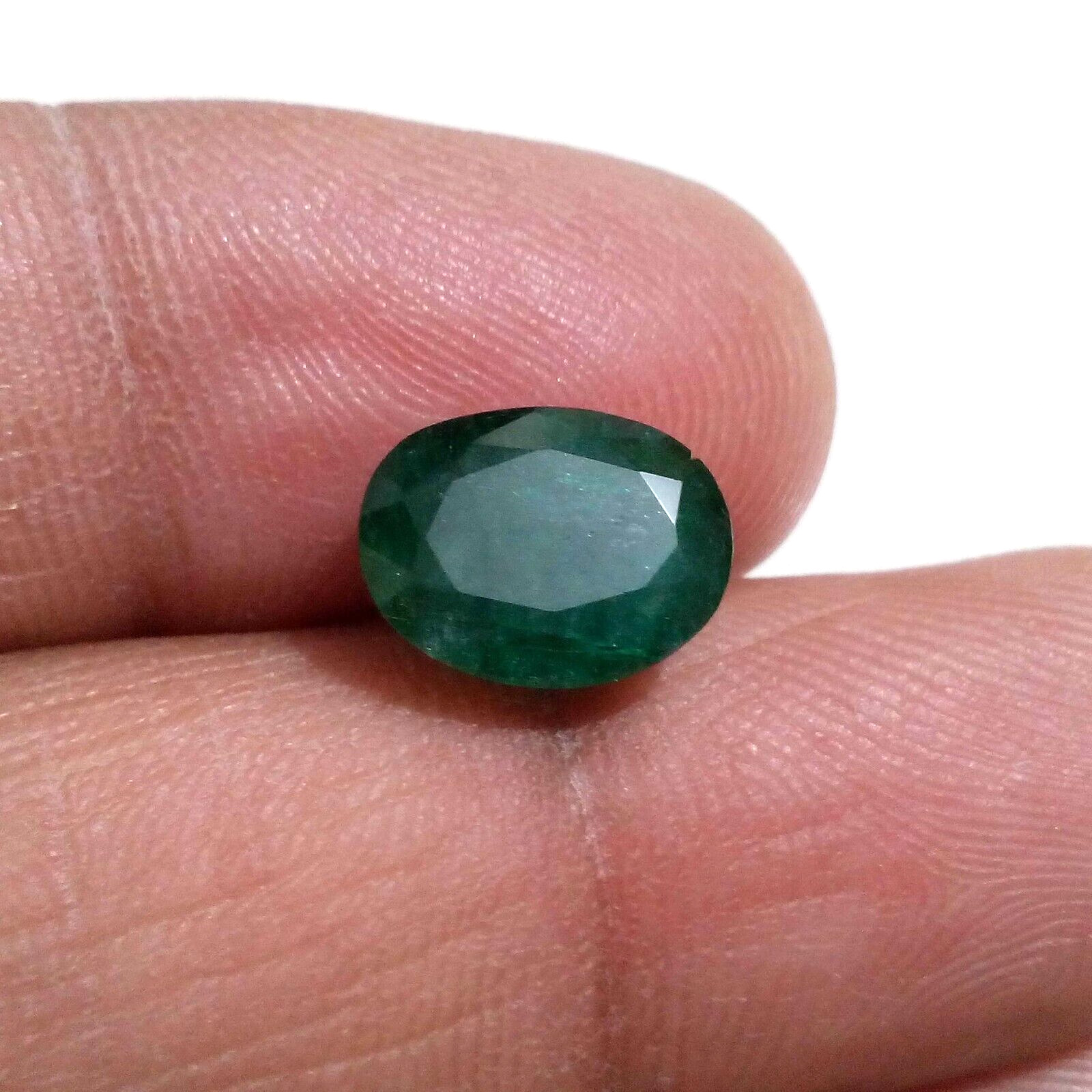 Outstanding Zambian Emerald Oval Shape 4.25 Crt Top Green Faceted Loose Gemstone
