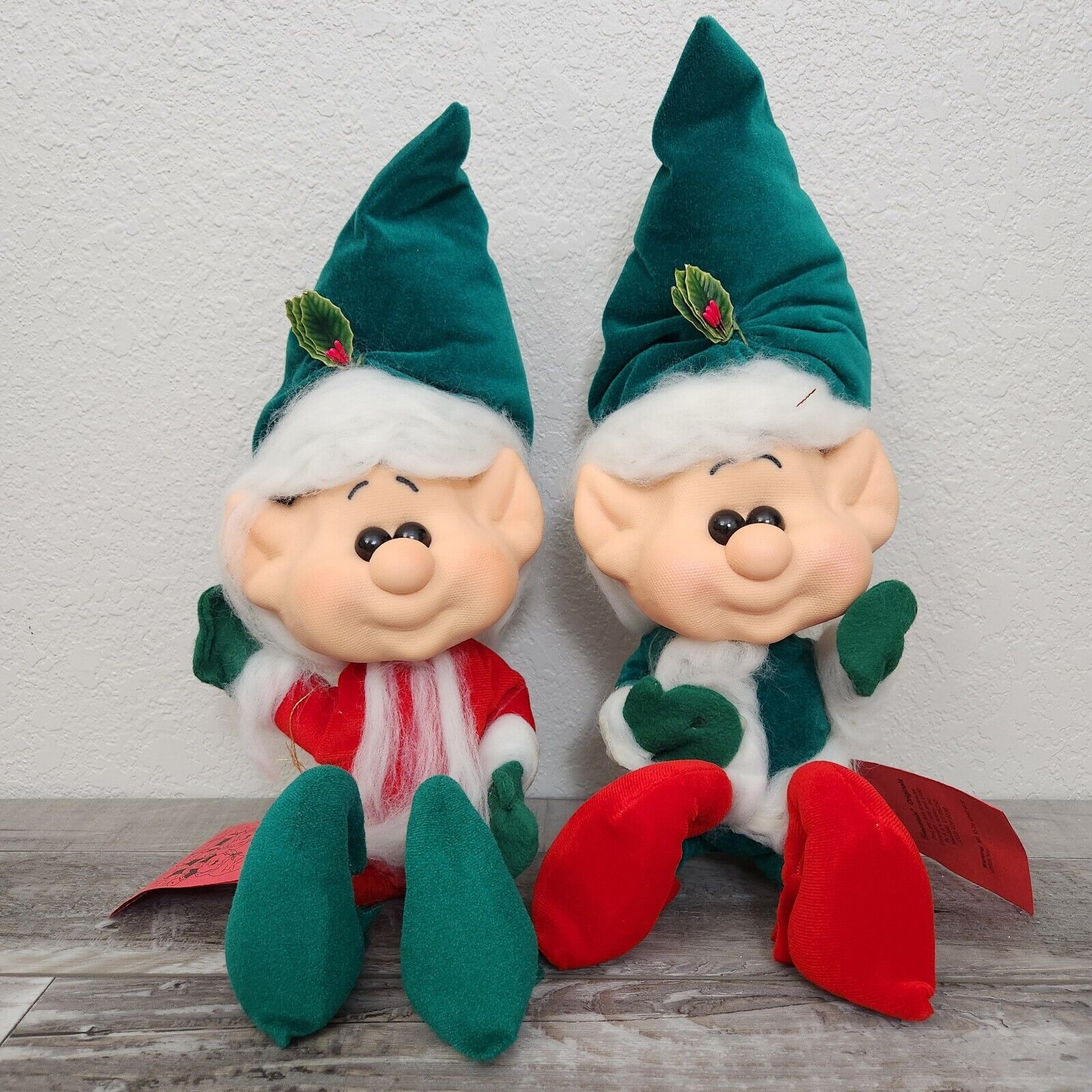 Gnomin Originals K&K Artistry 1998 Winter Christmas Gnomes 18” Vintage 
