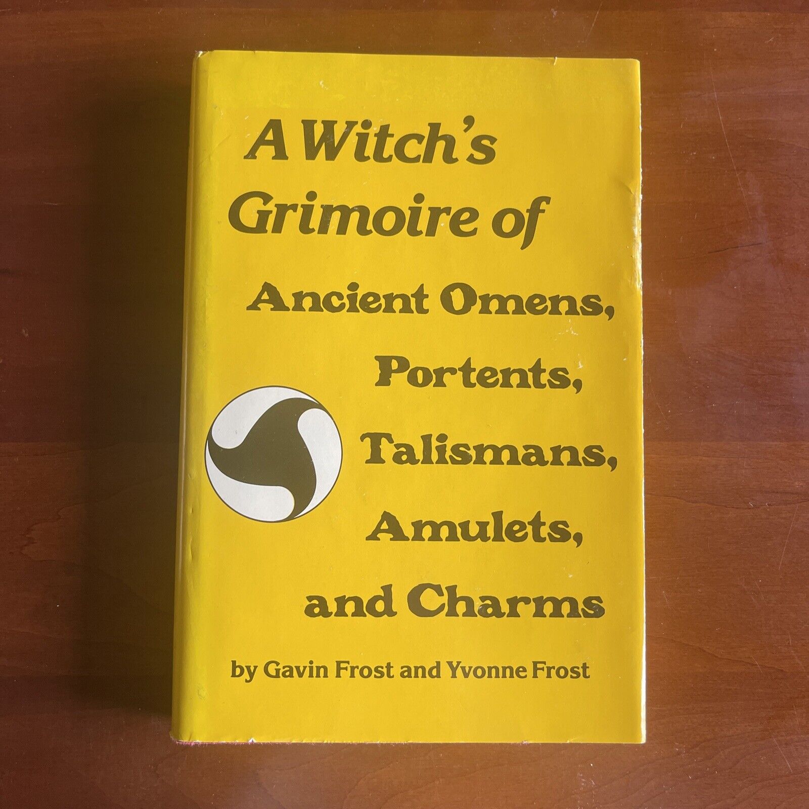 A Witches Grimoire - Wicca Witchcraft Spell book - (1979, Parker -Hard To Find