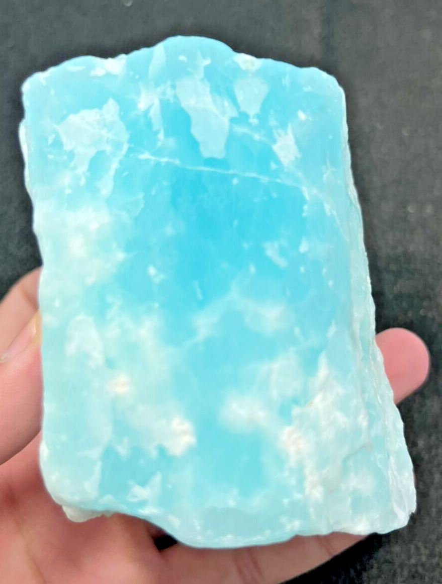 726-Grams Outstanding Rare Quality Caribbean Calcite freeform Cute Real Crystal