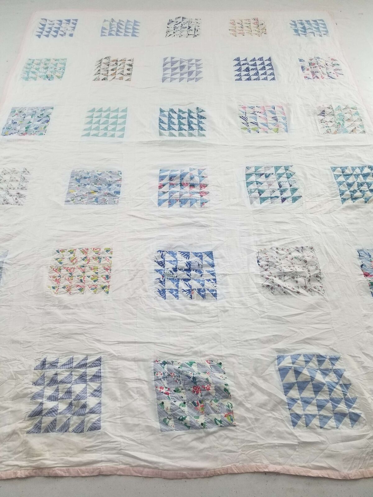 Vintage Feed Sack Hand Stitched Broken Dishes Pattern Quilt 98x72 inch
