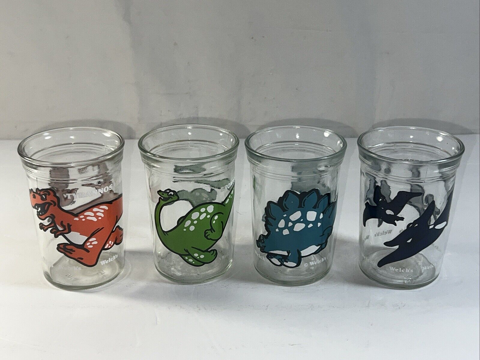 Vintage Welch’s Complete Set Of 4 (1988) Dinosaurs Jelly Jars Never Used