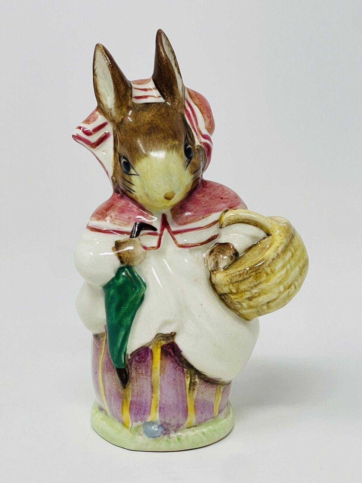 Vintage Beatrix Potter Beswick England Mrs. Rabbit F Warne Figurine 1951