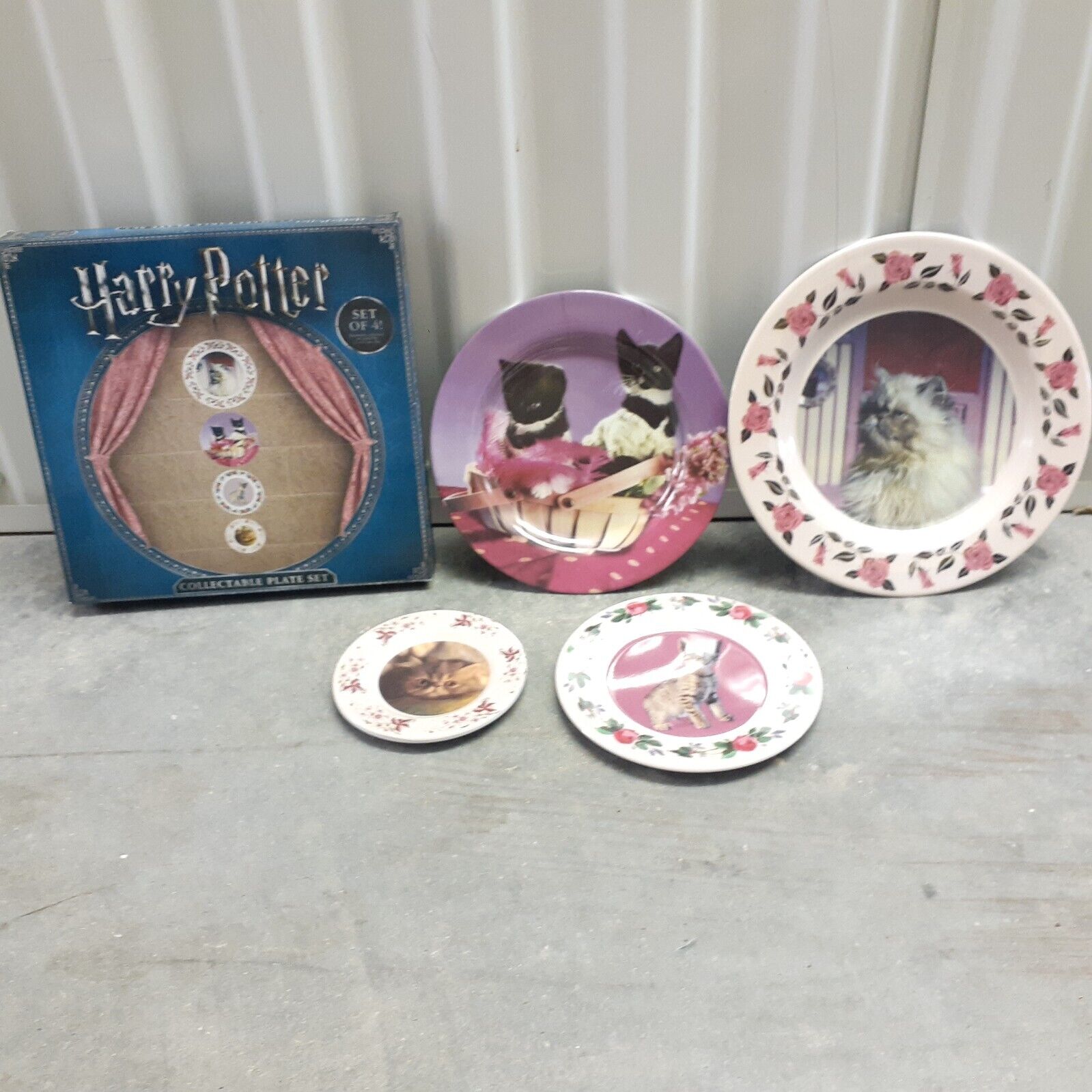 Harry Potter Collectable Plate Set Professor Umbridge Cat Plates Loot Crate