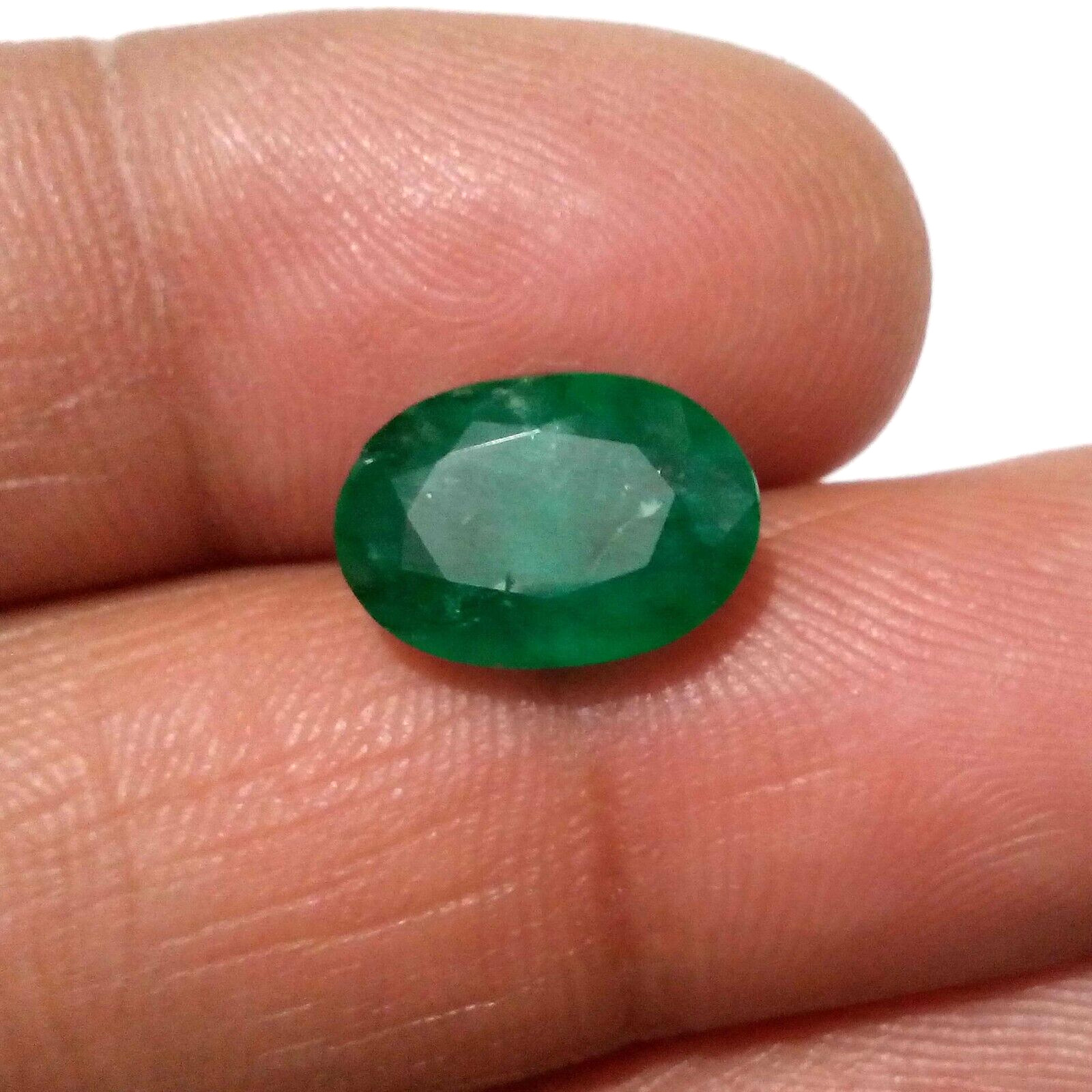 Outstanding Zambian Emerald Oval 4.80 Crt Natural Green Faceted Loose Gemstone