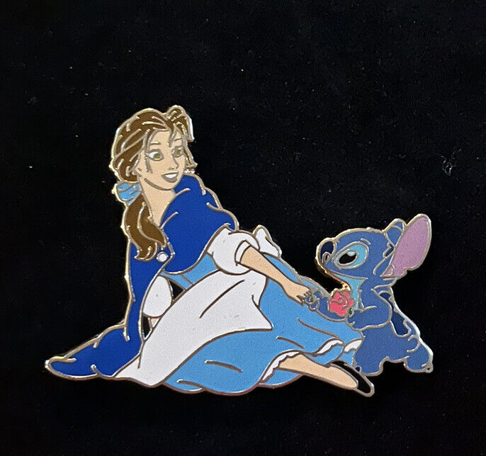 LE 100 RARE Disney Pin Stitch & Belle Be My Valentine Beauty and The Beast  NIP