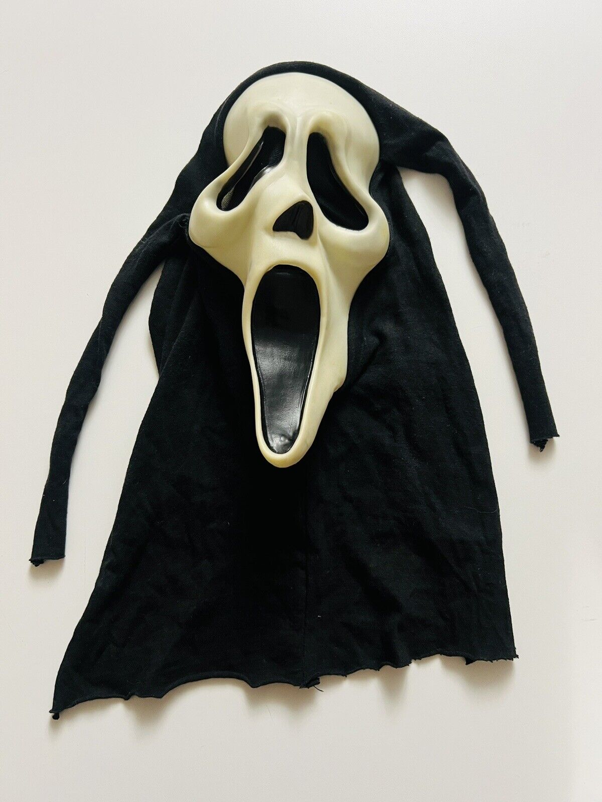 Scream GhostFace  Generation 1 / Generation 2  Fun World Div- Cotton Shroud