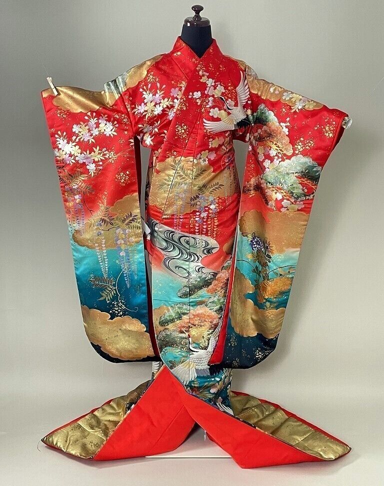 Japanese kimono, UCHIKAKE, Wedding Robe,Flying Crane,All Embroidery, L6\'..3999