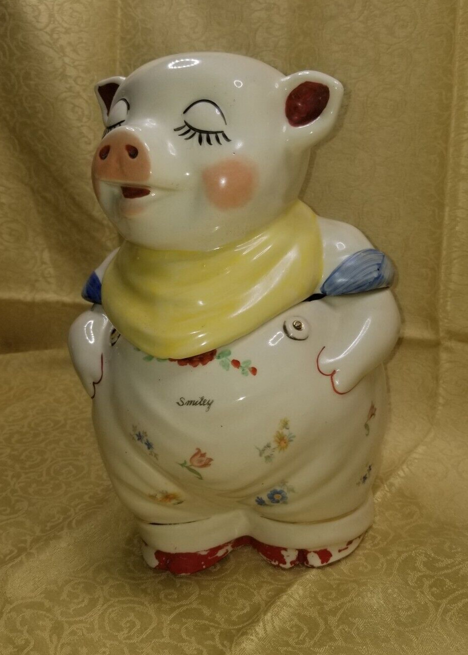 SMILEY PIG COOKIE JAR YELLOW SCARF SHAWNEE POTTERY Vintage 1940\'s made in USA