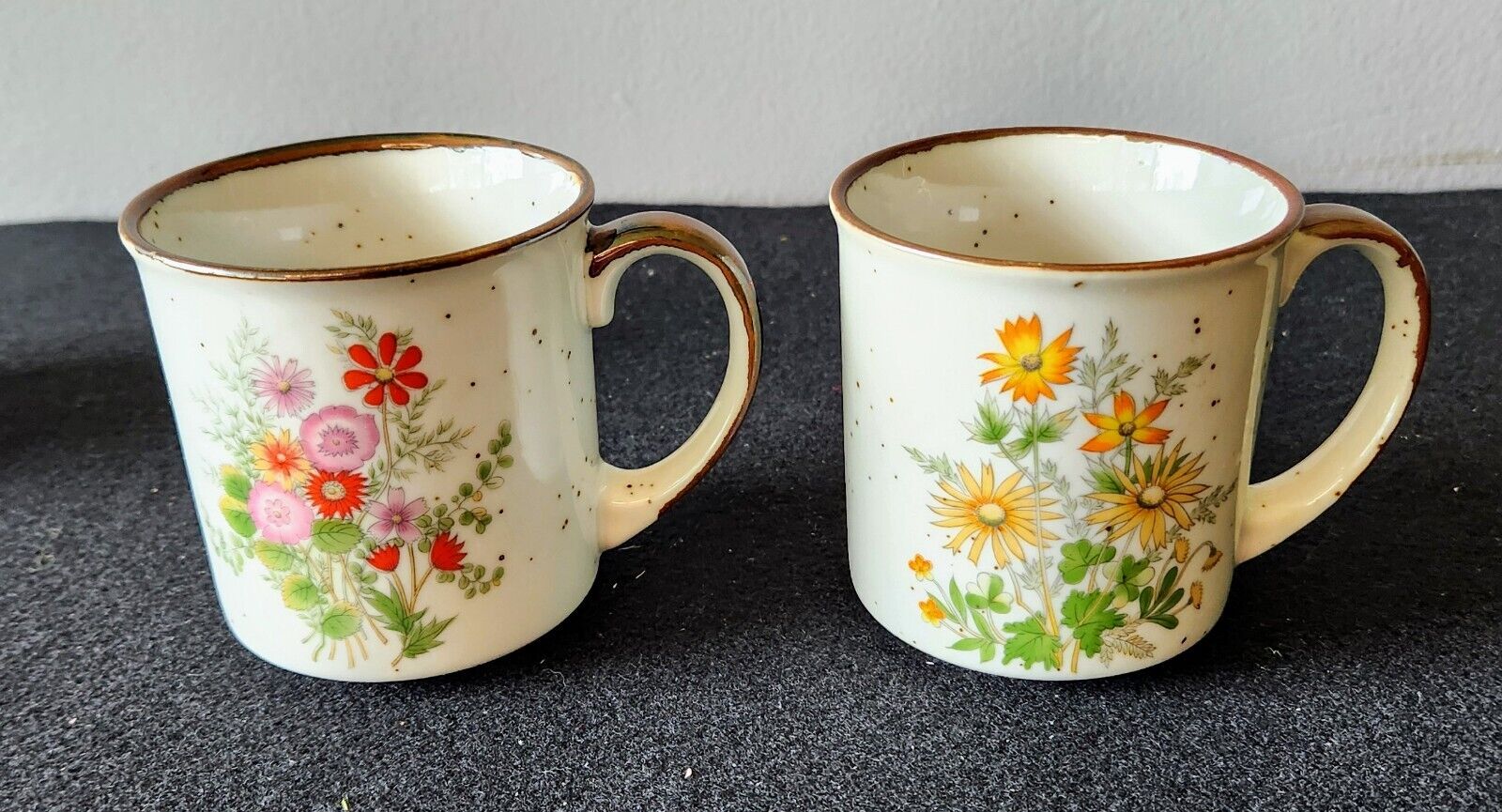 Vintage Set of 2 Otagiri Japan Speckled Stoneware Floral Coffee Cup Mug MCM VGC