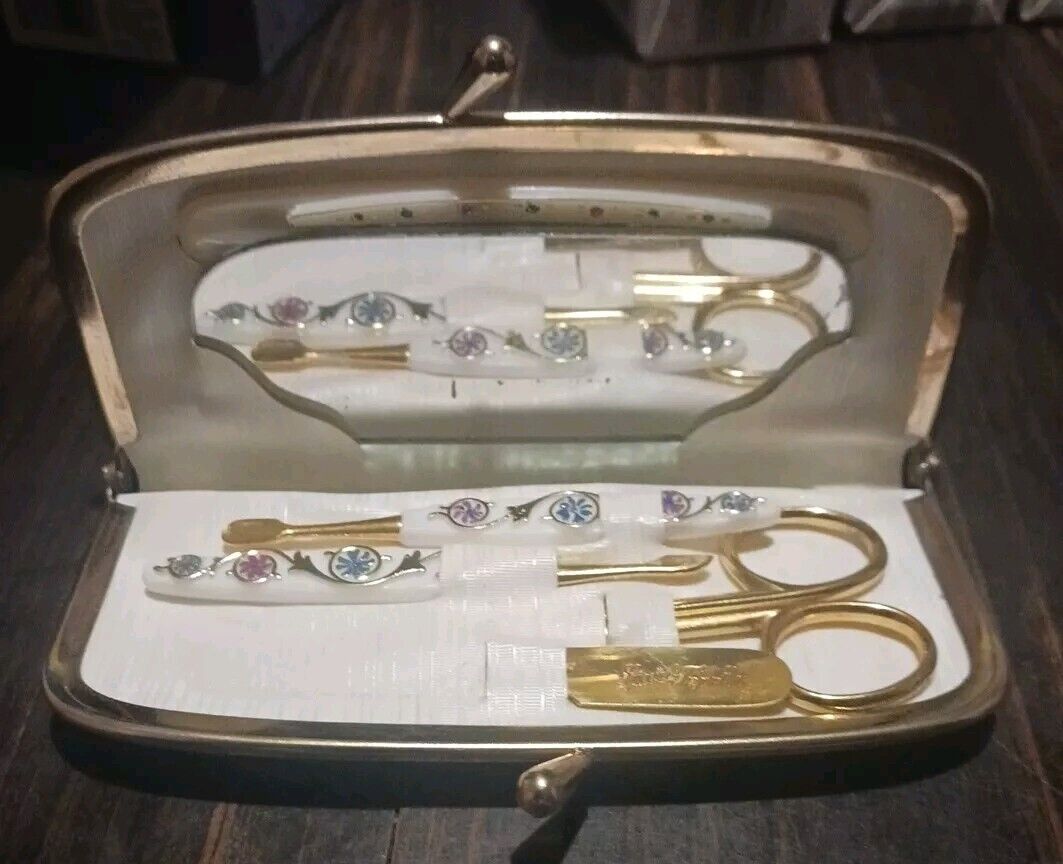 Vintage Manicure Set Leather Clutch Kiss Lock Case Made In England