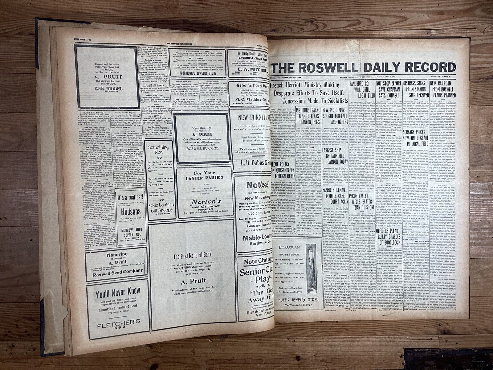 1925 The Roswell Daily Record Bound April-June Vol 23 No 27-102 Good
