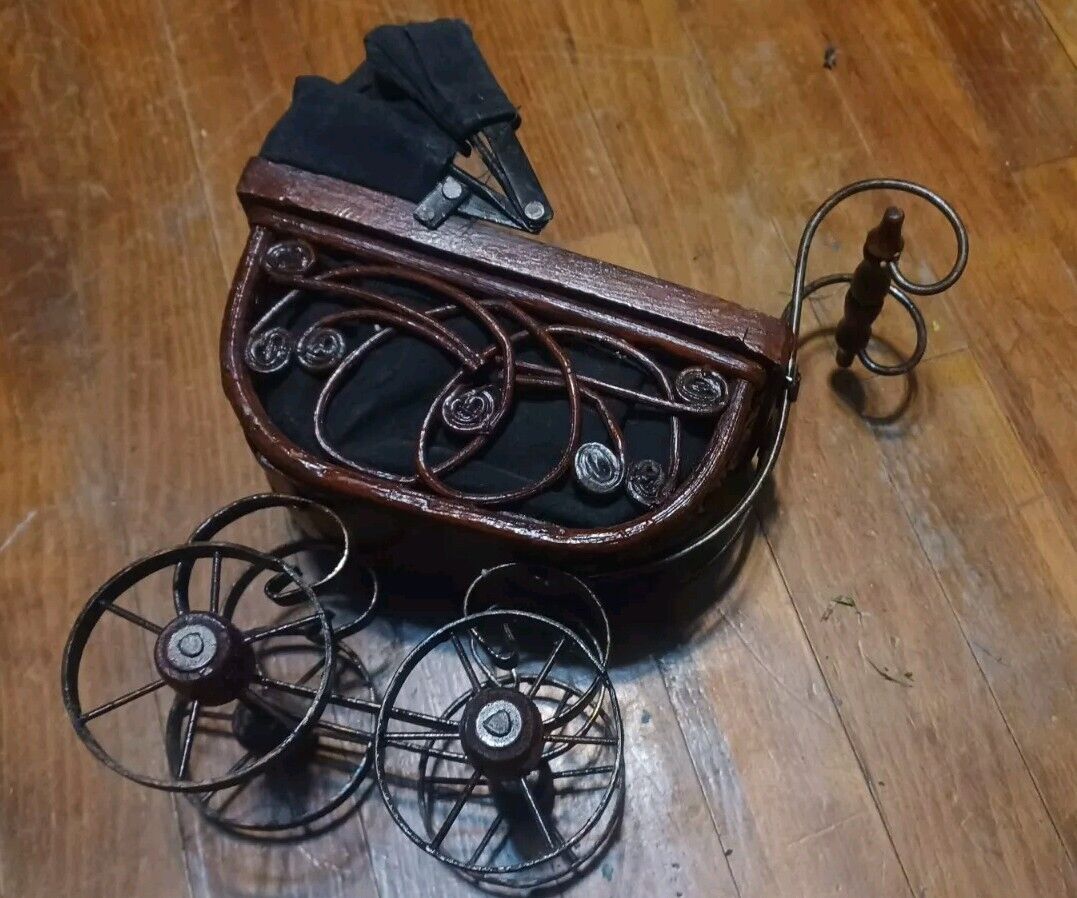 1950’s Vintage Baby Carriage Doll Buggy/Pram Victorian Wood/Metal For Deco Only