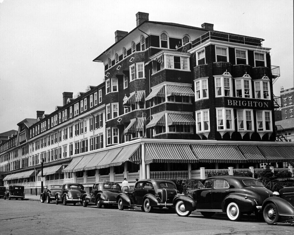 8x10 Poster Print 1940s An Exterior View of the Brighton Hotel in Atlantic City