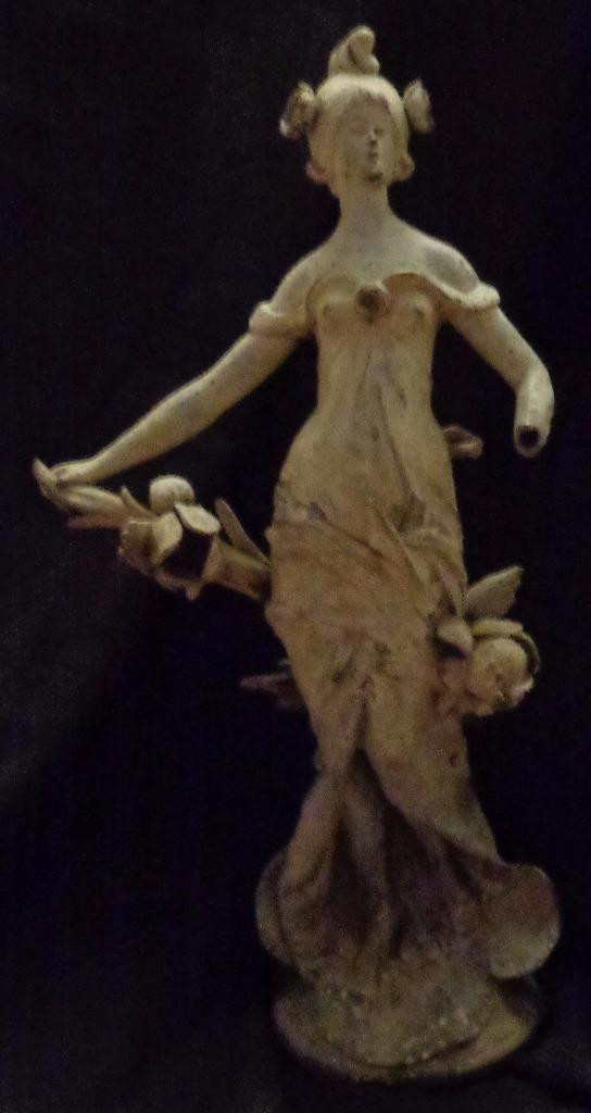 Antique Spelter Figural Statue - GORGEOUS ART NOUVEAU ca. 1900 - GREAT PIECE