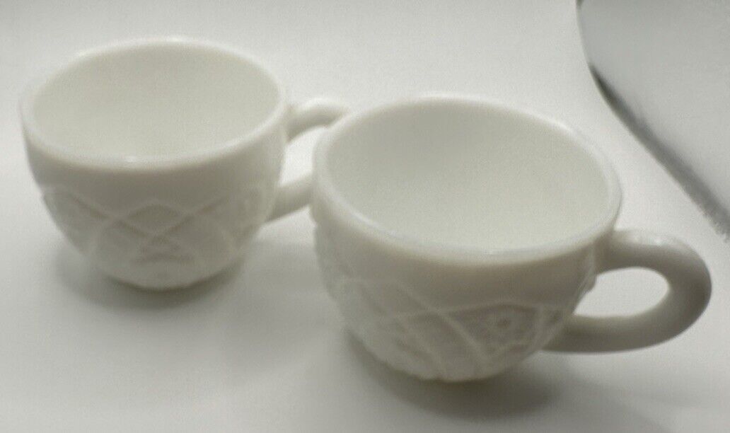 Vintage 1950’s White Glass Tea Cups Tea Party Beautiful