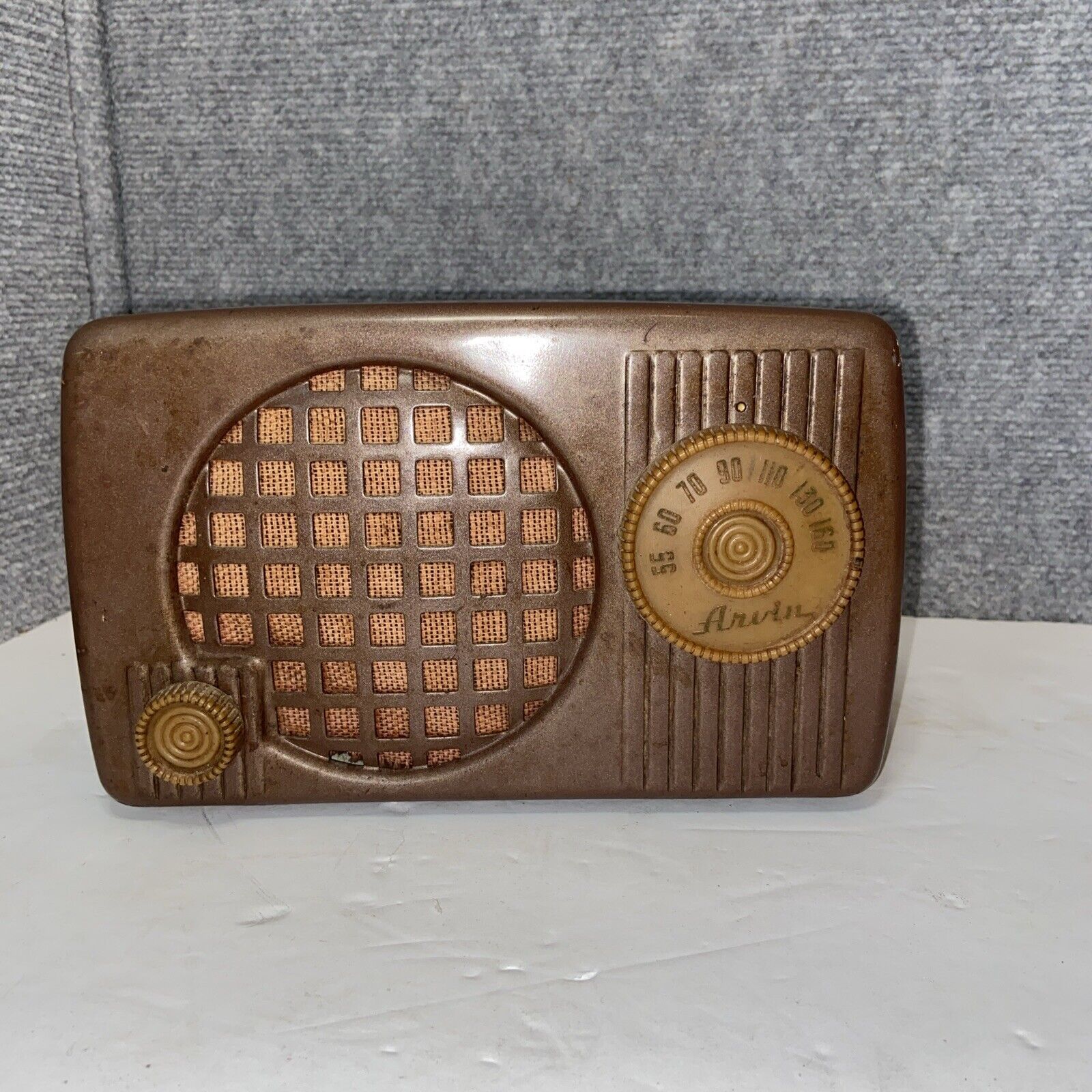 vintage Arvin 440T radio 1950Not Working, In Need Of Partial Restoration