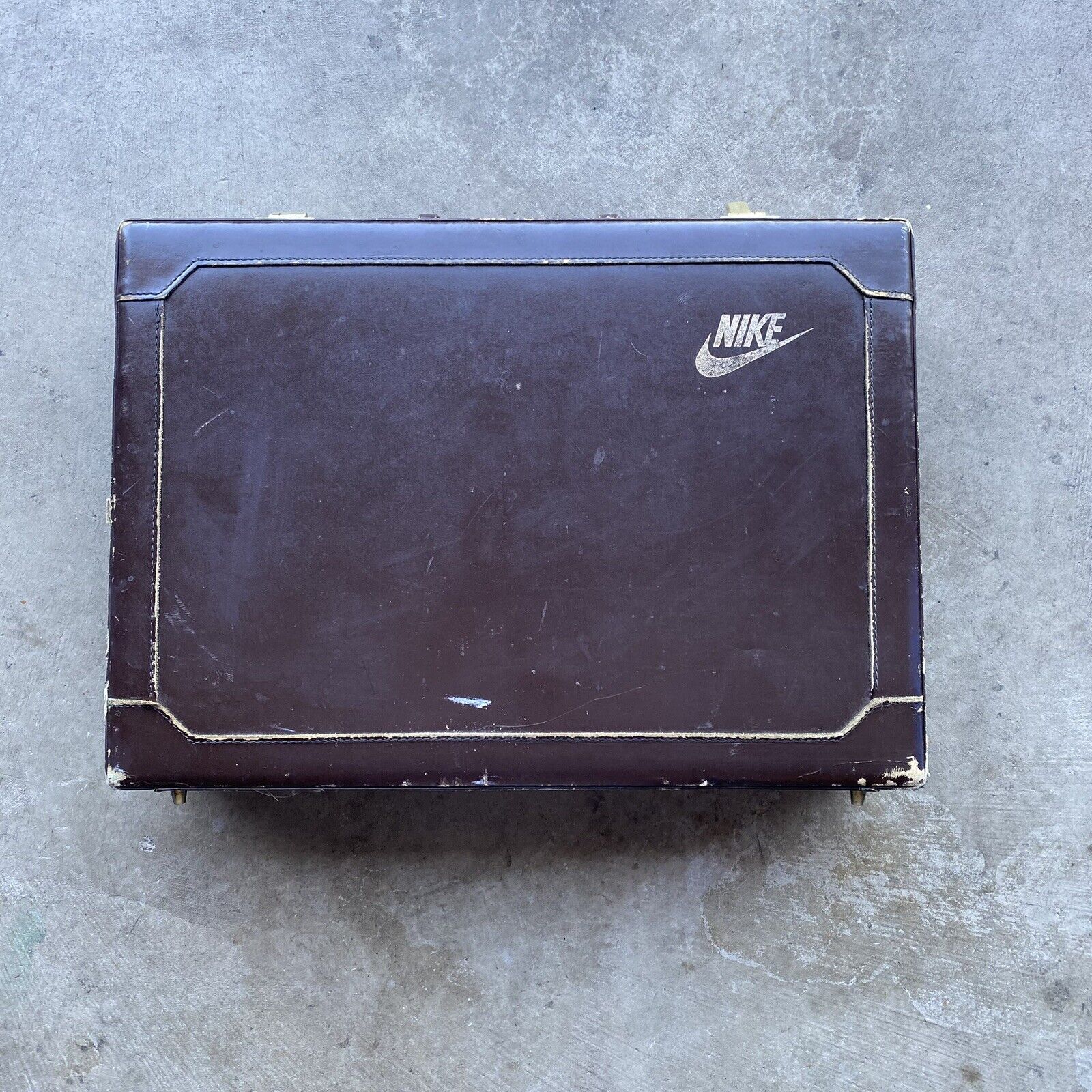 Vintage 80’s Nike Employee Promo Briefcase  (1982) Gift from Phil Knight RARE